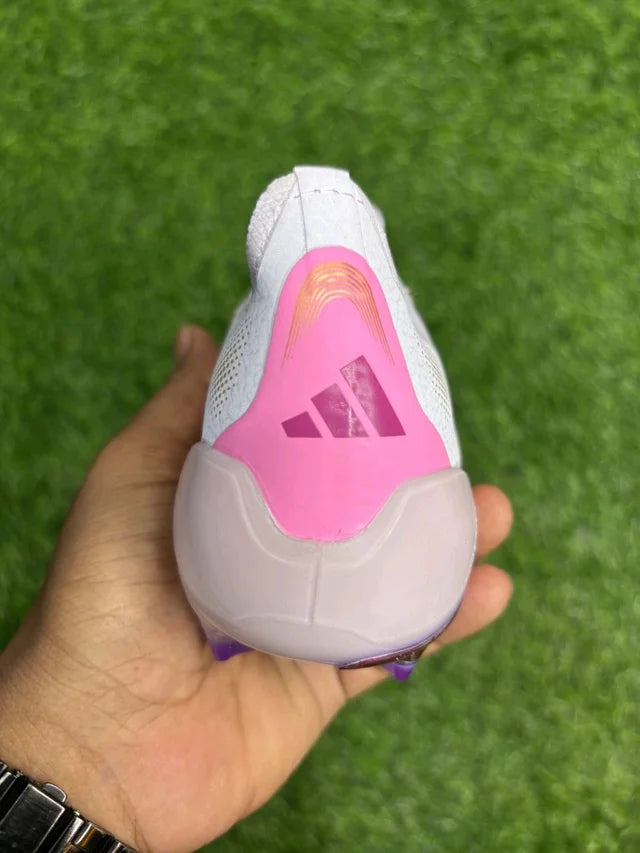 Predator Elite White And Pink Colour FG Without Lace