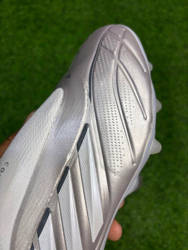 Copa Pure IV Elite Silver Colour Low-top FG Without Lace