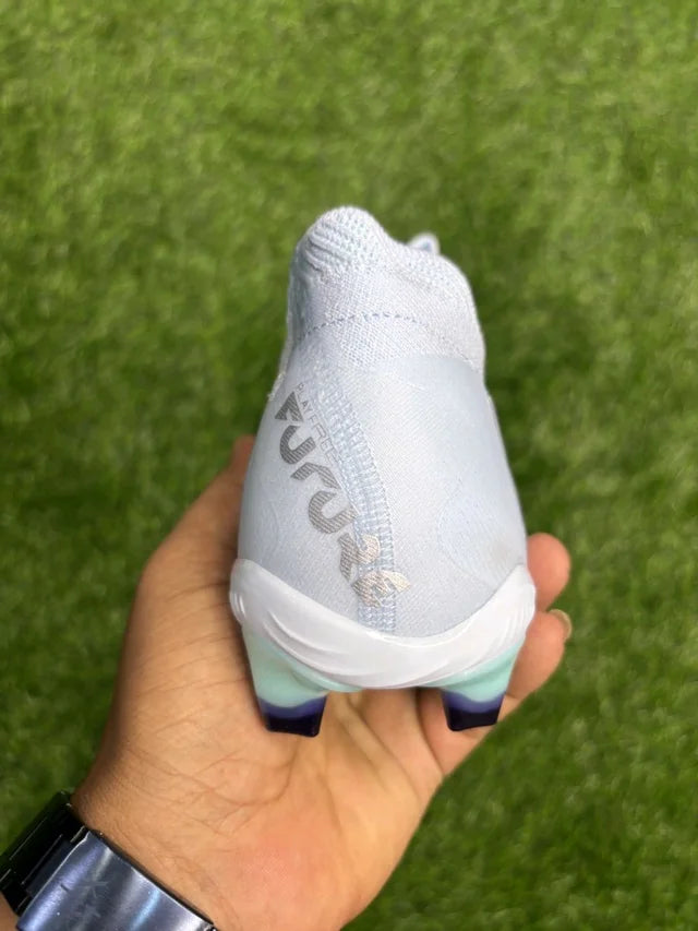 Future 8 Ultimate Baby Blue Colour FG With Lace