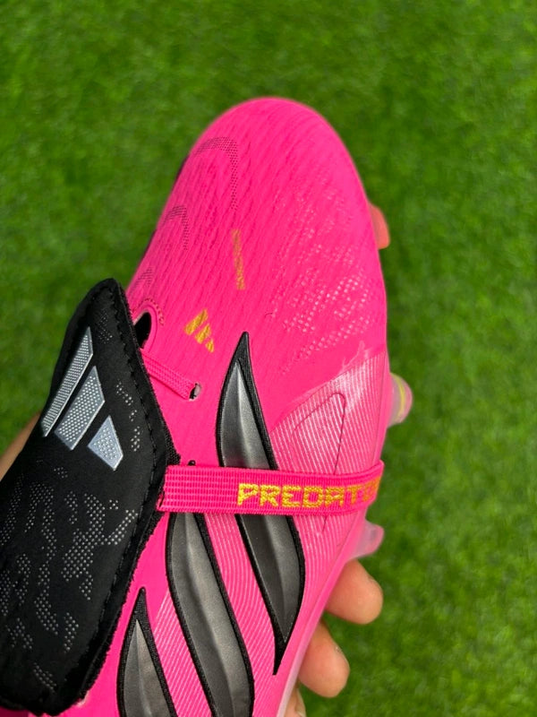 Predator Foldover Elite Next-Gen Hot Pink FG World Cup Edition