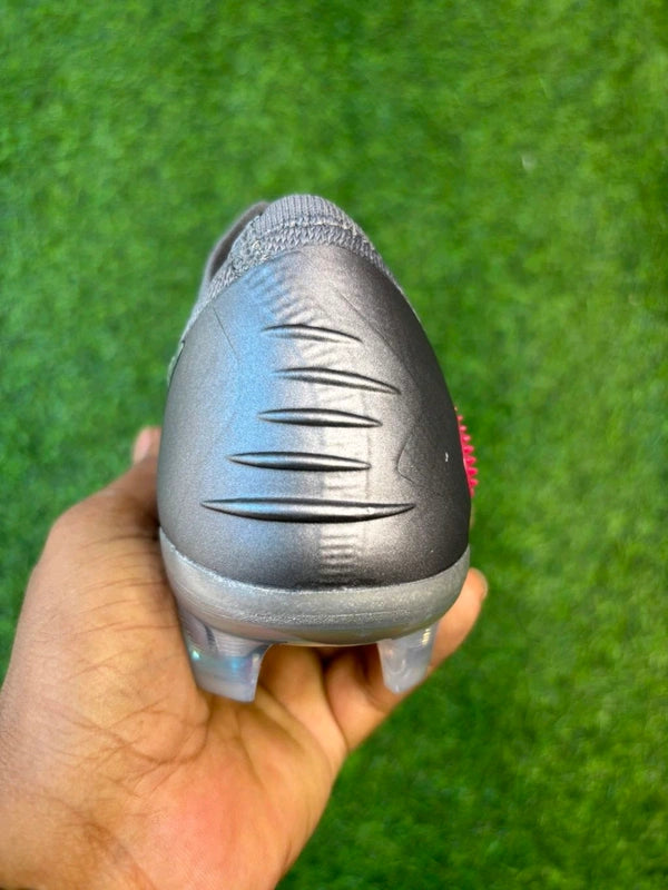 Phantom 6 Luna III Elite Maroon Grey Colour Low-top FG With Lace