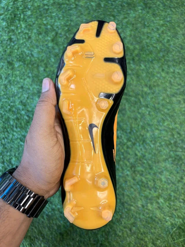 Hypervenom Phantom 3 Orange & Black Low-top FG With Lace