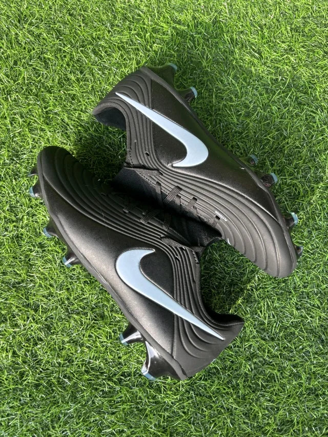 Tiempo Legend 10 Elite Black Low-top FG With Lace