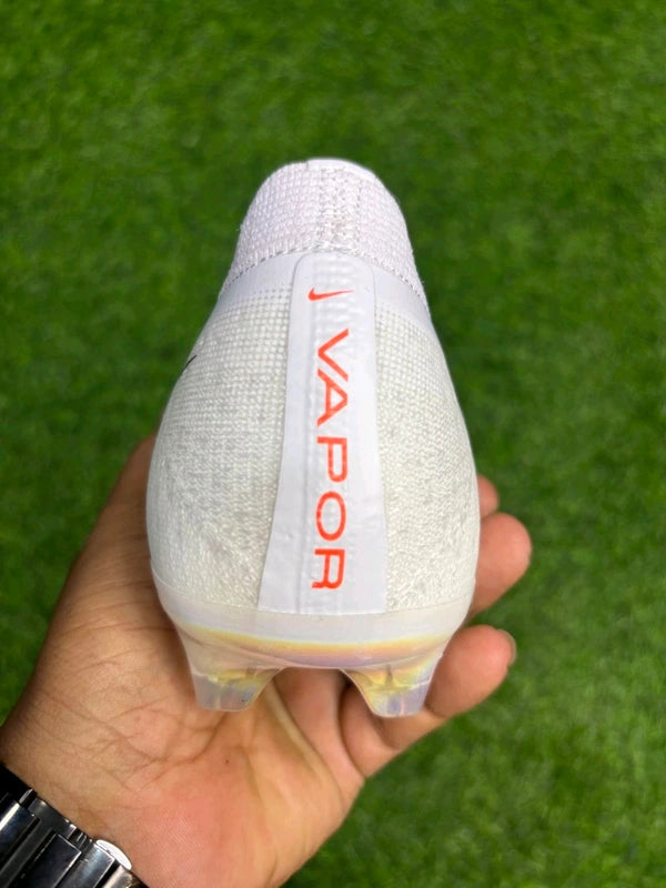 Vapor 17 Elite White Colour Low-top FG With Lace