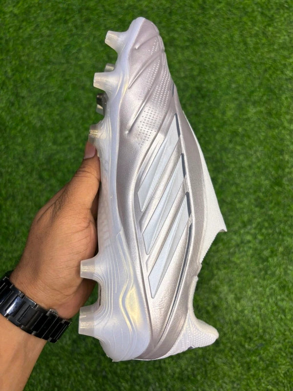 Copa Pure IV Elite Silver Colour Low-top FG Without Lace
