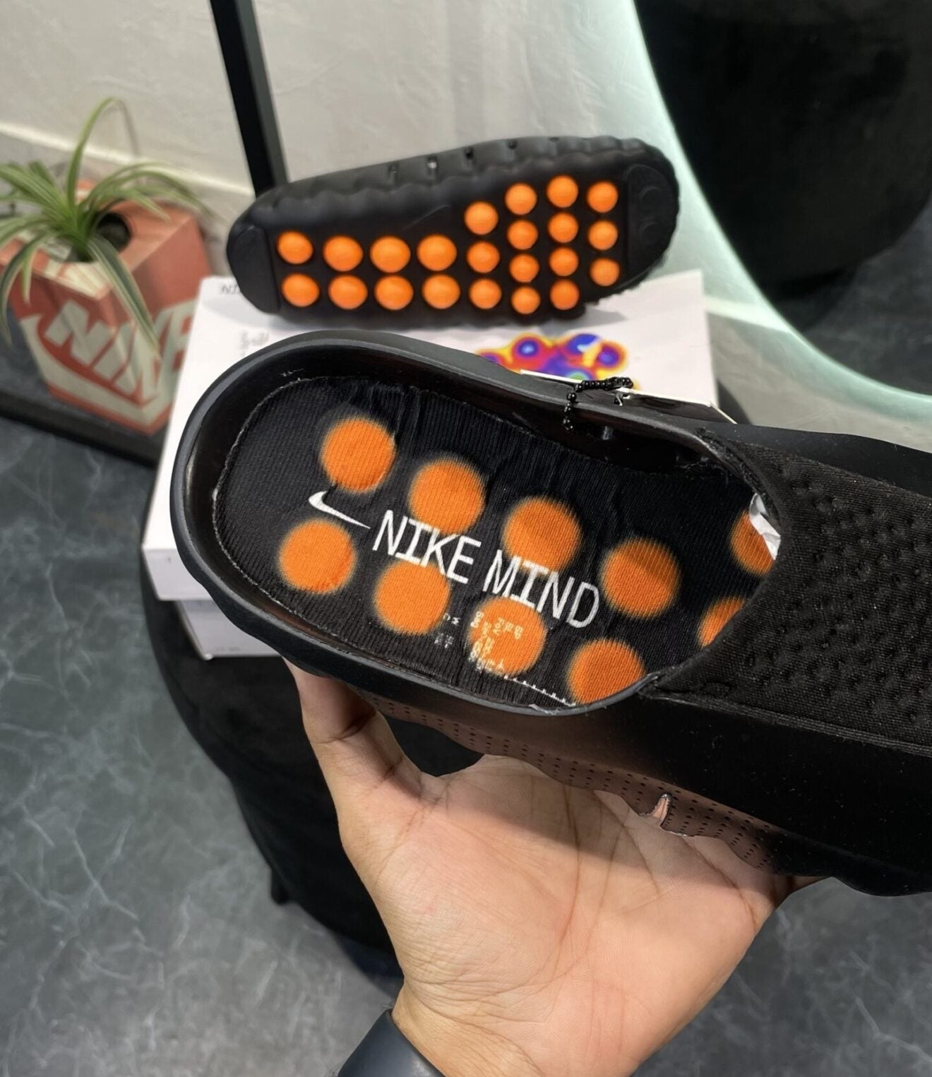 Nike Mind 001 Black slide