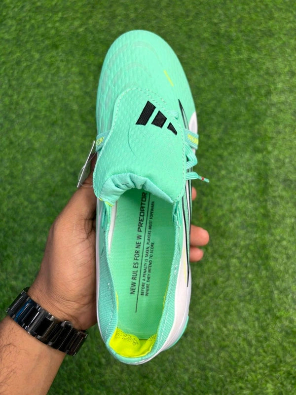 Predator Foldover Elite Next-gen Light Green FG With Lace