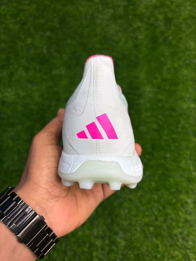 Predator Elite Pink Colour Astro/ Turf With Lace