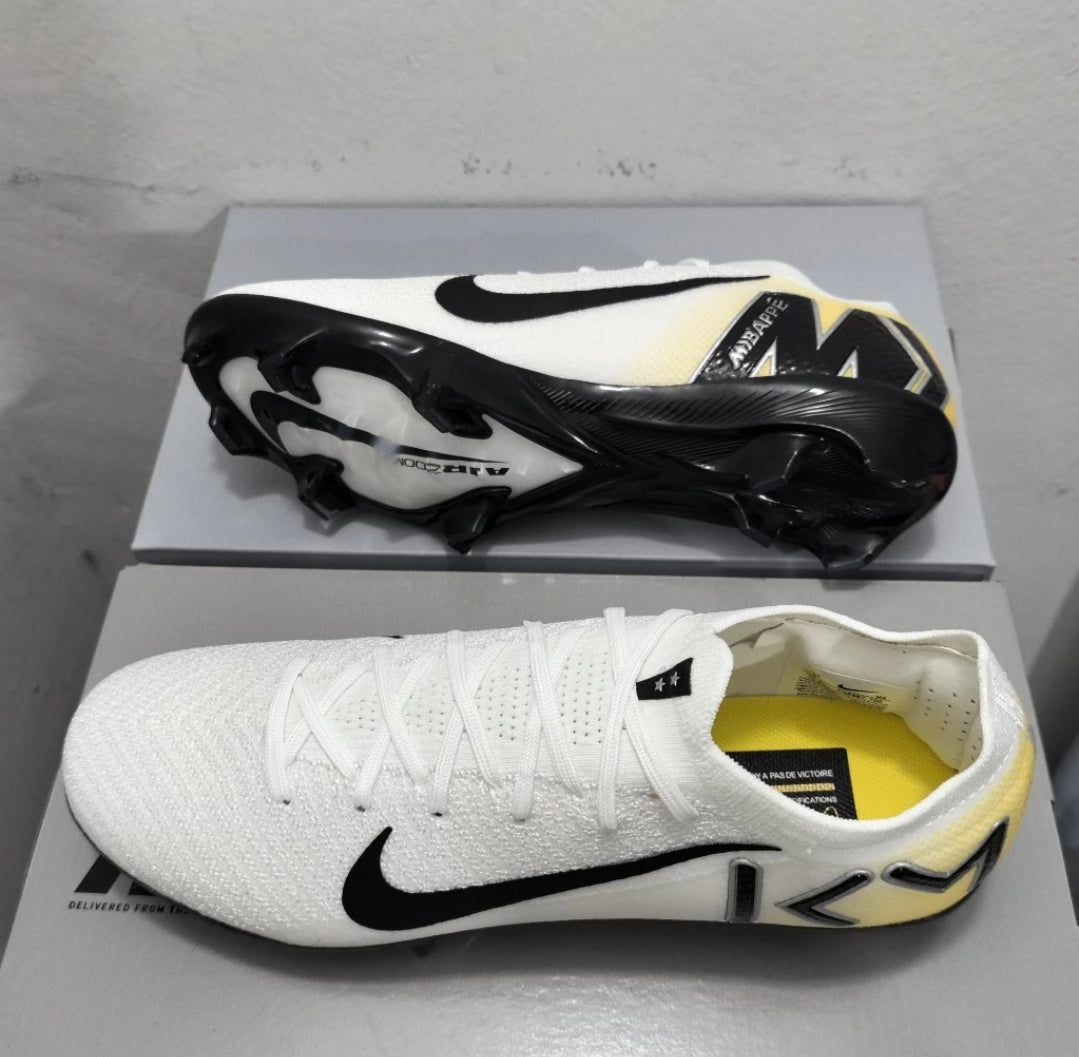 Nike Air Zoom Mercurial Vapor 16 Elite football boots