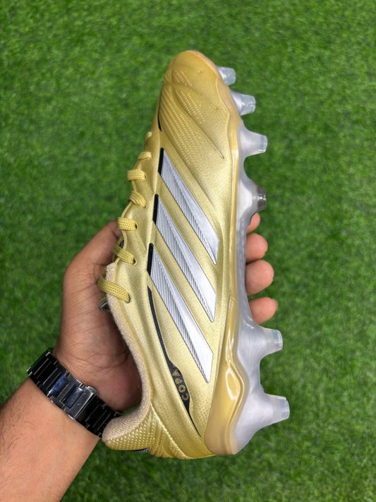 Copa Pure IV Elite Golden Colour Low-top FG With Lace