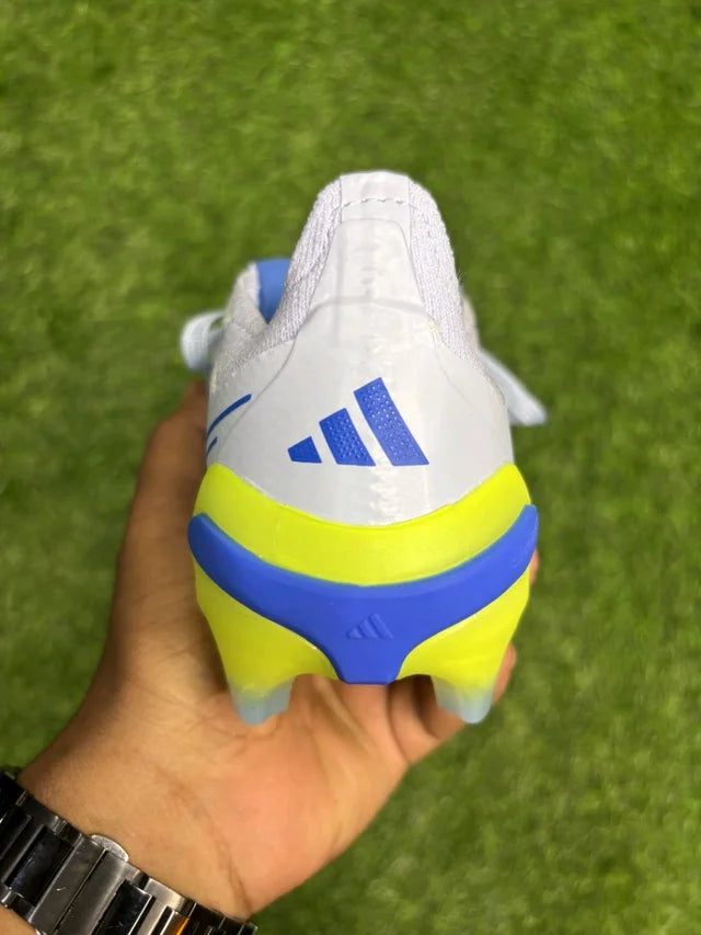 Predator Foldover Elite Green Blue Colour FG With Lace