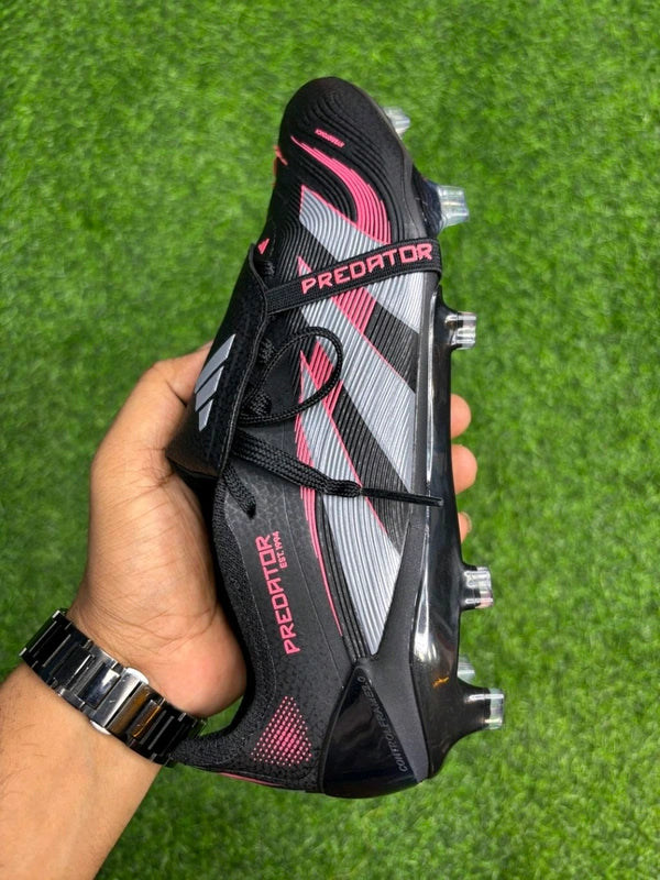 Predator Foldover Elite Black Colour FG With Lace