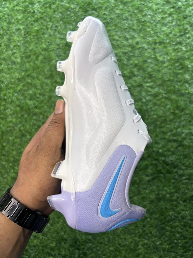 Tiempo Legend 9 Elite White Low-top FG With Lace
