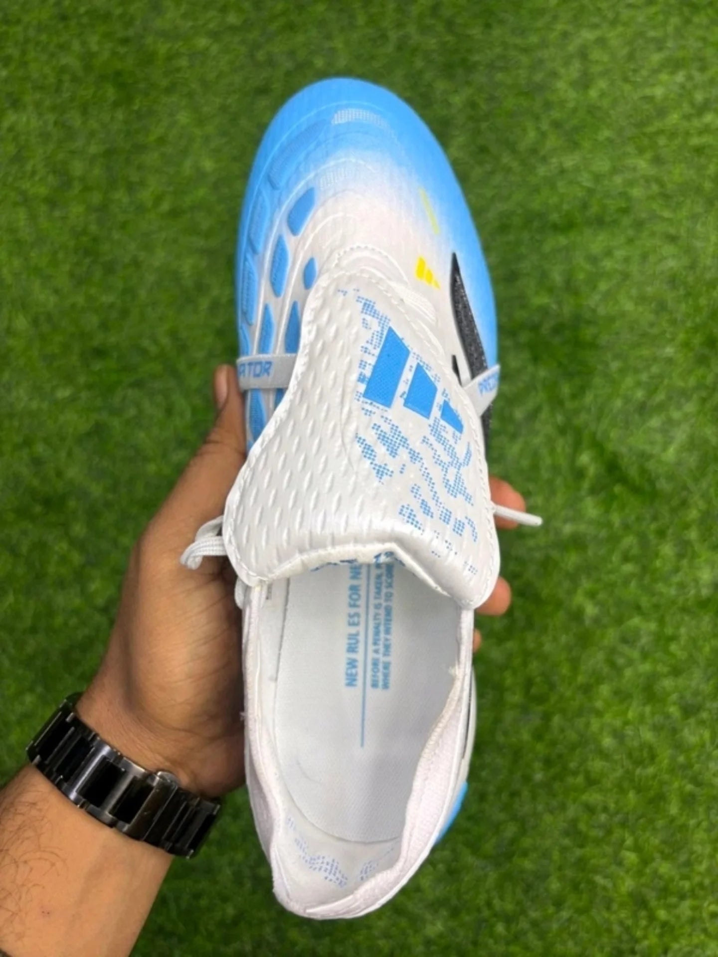 Predator Black And Blue Colour Foldover With Less