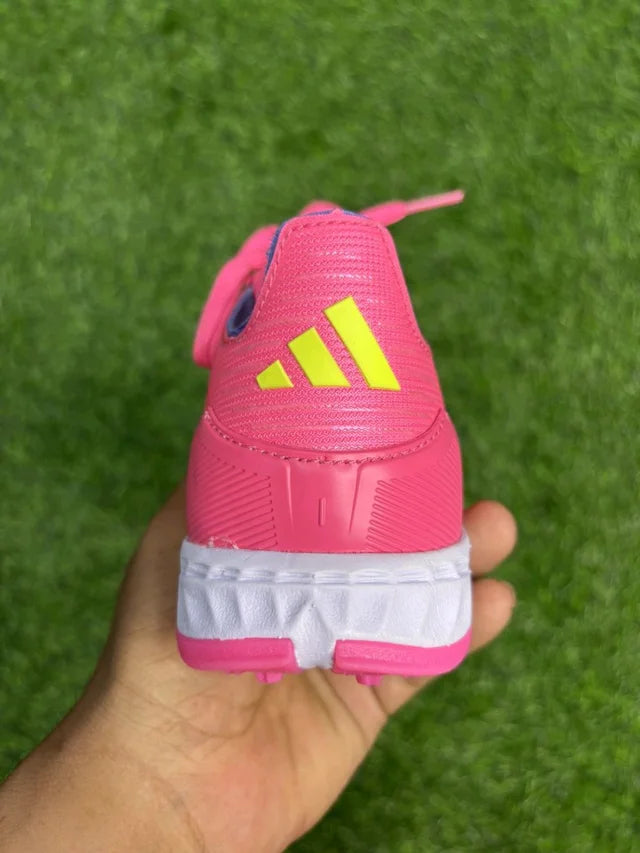 F50 Pink Mix Colour AG/Turf With Lace