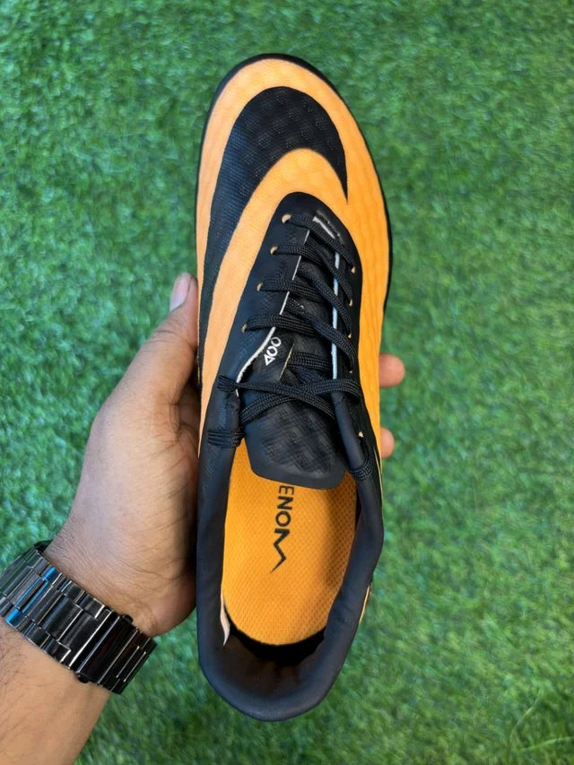 Hypervenom Phantom 3 Orange & Black Low-top FG With Lace