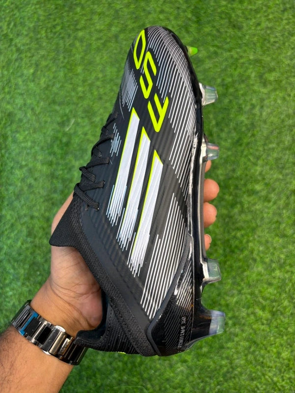 F50 Elite Black Colour Low-top FG With Lace