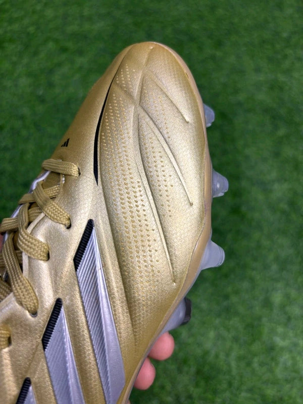 Copa Pure IV Elite Golden Colour Low-top FG With Lace
