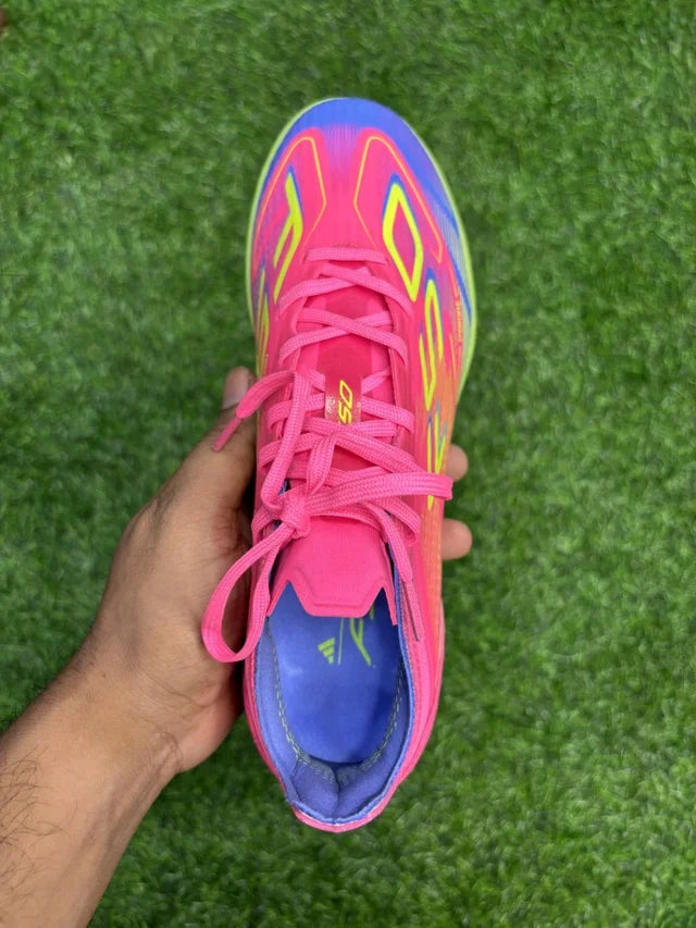 F50 Pink Mix Colour AG/Turf With Lace